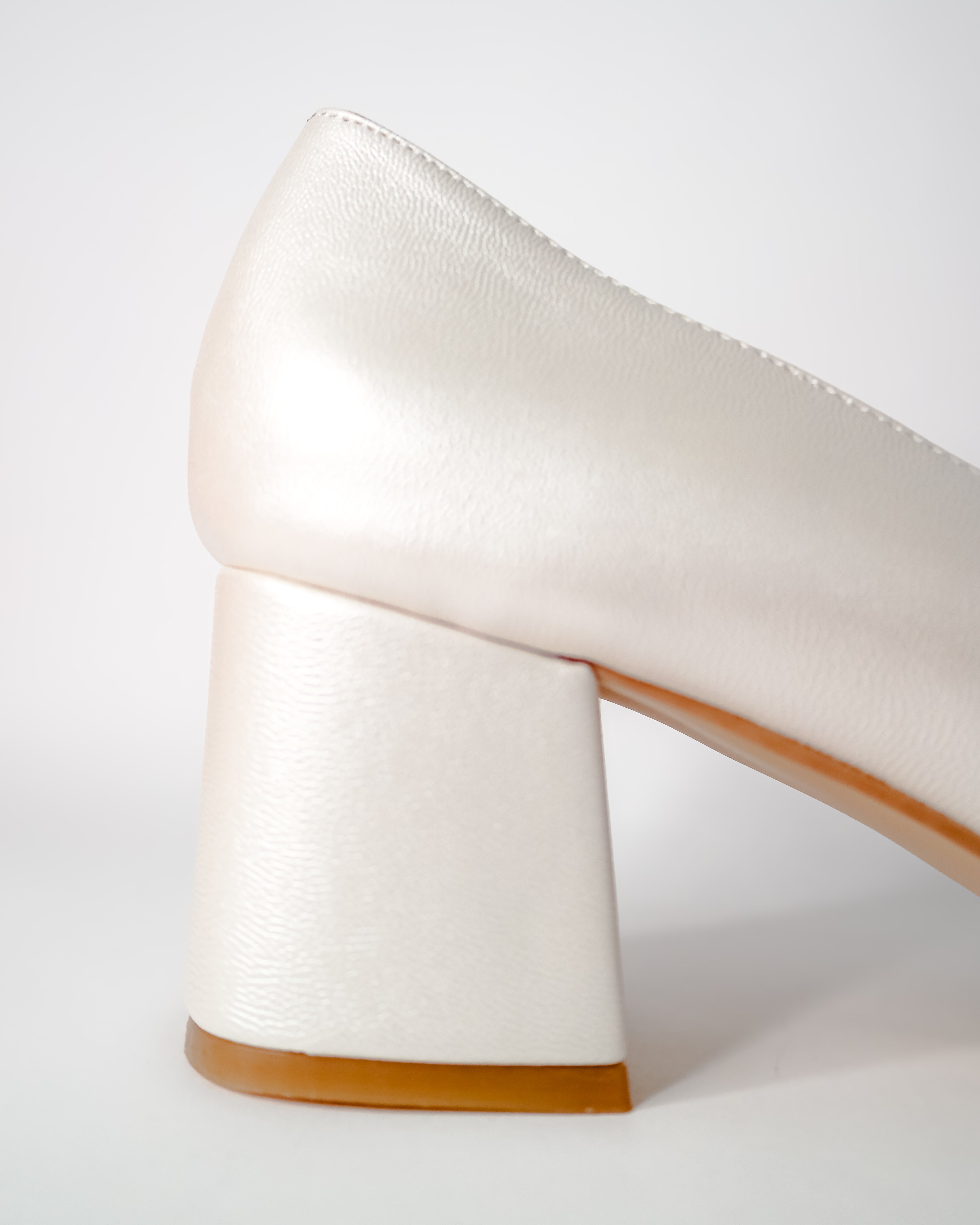 Marela 33  Blanco Perla | Zapatos de Tacón Cómodos